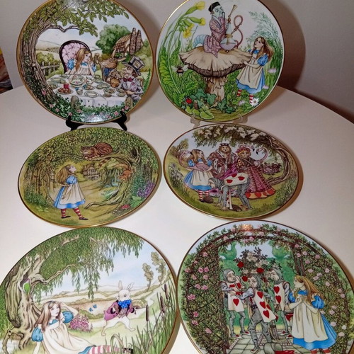 Vintage George Boyer Limoges "Alice in Wonderland" collectible plates set of 6 like new