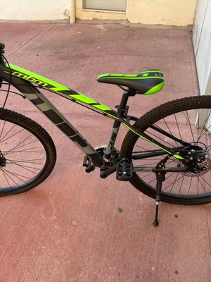 MBM Loop Disc 29 Inch Mountain Bike like new, Shimano components