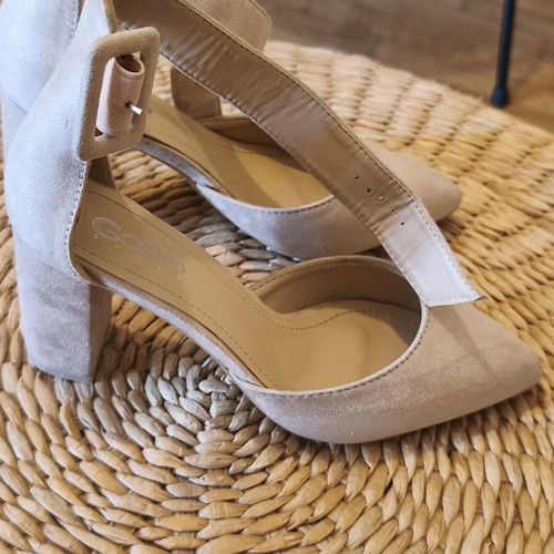 GoGo Shoes beige-pink pumps size 36 new