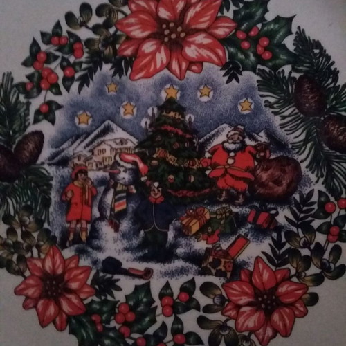 Christmas plates used, set of 2, glass and ceramic