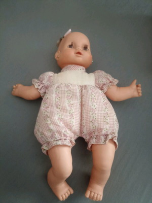 El Greco doll used, collectible baby from the 80s