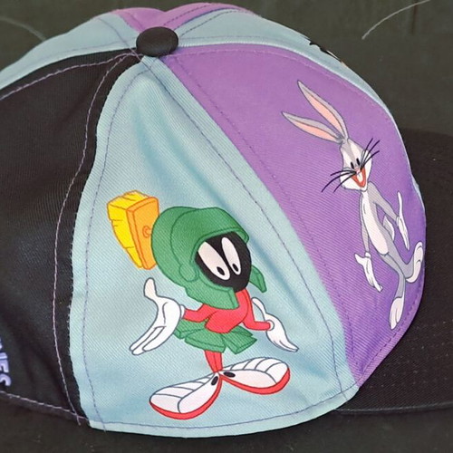 Looney Tunes kids hat H&M like new, size 104/122 (3-7Y)