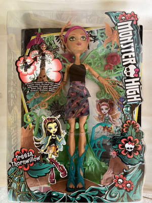 Monster High Treesa Thornwillow doll Garden Ghouls new in box