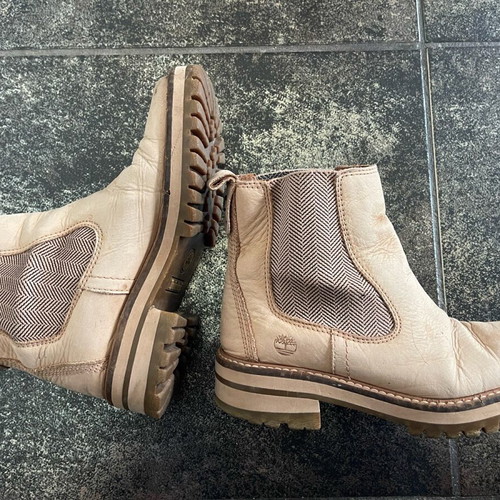 Timberland Courmayeur Valley women's boots used beige