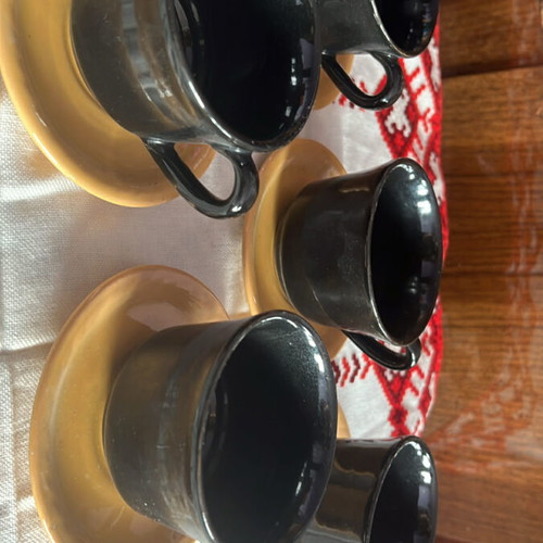 Cups with saucers like new, set of 5