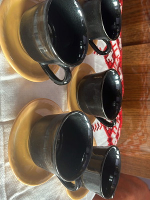 Cups with saucers like new, set of 5