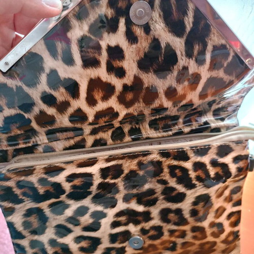 Patent leather bag like new, handheld