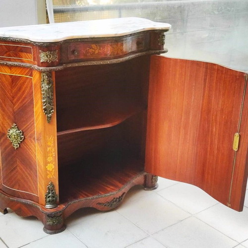 Baroque Bayou with Marble Top, Marquetry and Brass Details like new