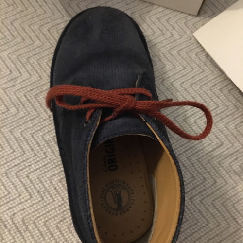 Μποτάκι Clarks για αγόρι μεταχειρισμένο, μέγεθος 28, μπλε