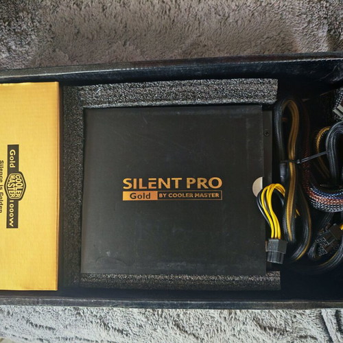 Cooler Master Silent Pro Gold 1000W power supply like new