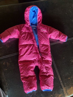 Columbia jumpsuit used 12-18 months
