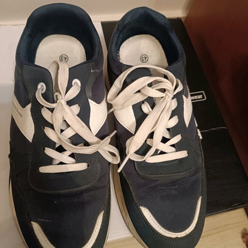 Men's sneakers size 43 like new, white and blue