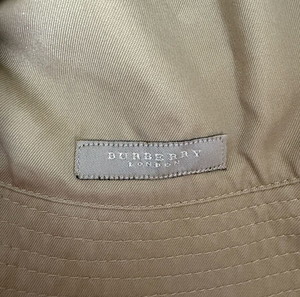 Burberry καπέλο