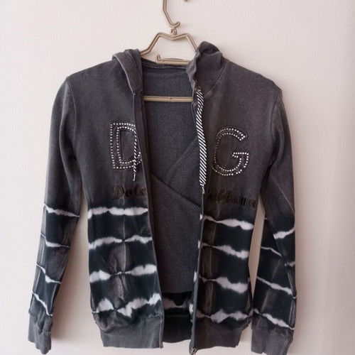 Grey top like new with gift jacket