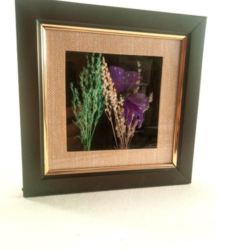Decorative frame used 16.5x16.5cm with dried plants and butterfly