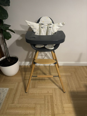 Childhome high chair like new with footrest extension
