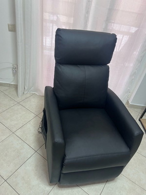 Relax Massage armchair in black leatherette with white stool like new