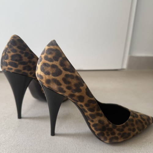 Saint Laurent Kiki Leopard Suede Pumps New