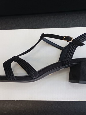 Tamaris sandals with medium heel, anti shock, touch it sole, black