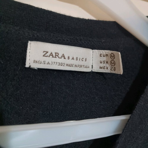 Black Zara short cardigan with 3/4 sleeves, like new