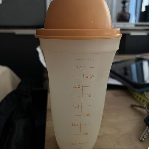 Tupperware shaker vintage, used