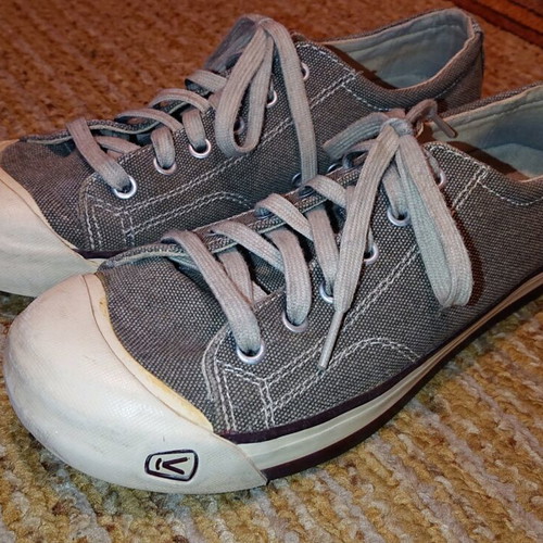 Keen sports sneakers like new, size 39-39.5