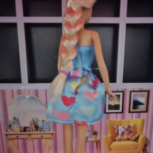 Barbie doll like new