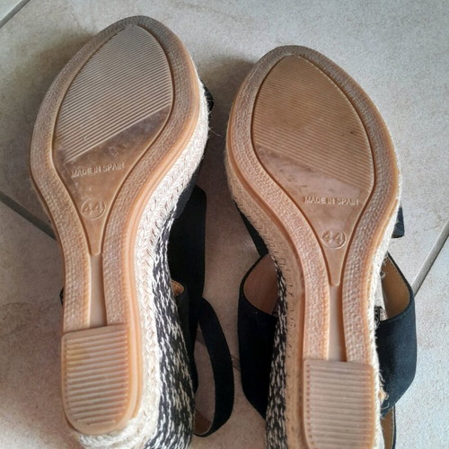 Toni Pons platform shoes size 42 like new, black