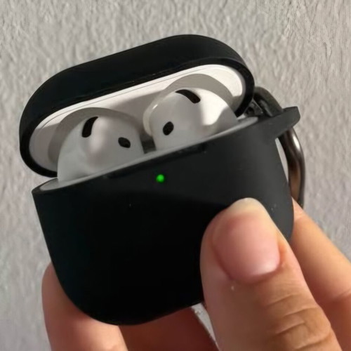 AirPods 4 with Active Noise Cancellation like new