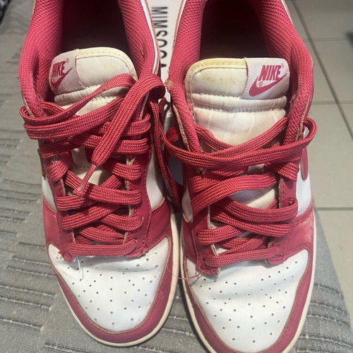 Nike Dunk Low Fuchsia unisex athletic shoes used size 39