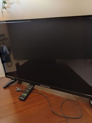 United LED TV 32 inches used, non-smart