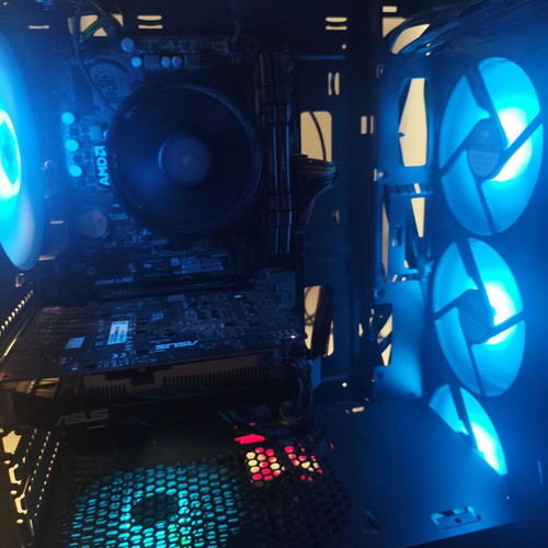 Gaming PC Ryzen 5 3600 GTX 1650 4GB 16GB RAM SSD 970 Evo Plus like new