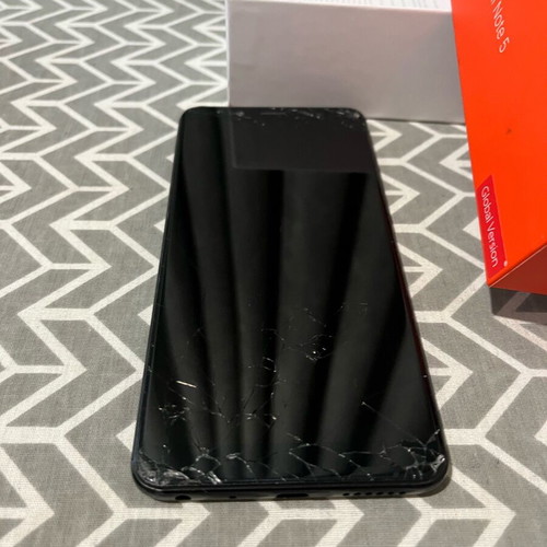 Redmi Note 5 used with broken screen, black