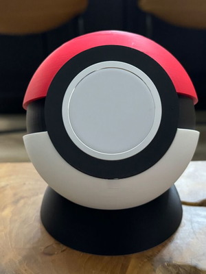 Pokeball MagSafe Charger new, compatible with iPhone