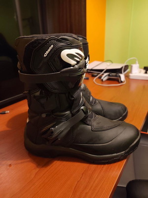 Alpine Star Belize Drystar motorcycle boots size 44.5 like new