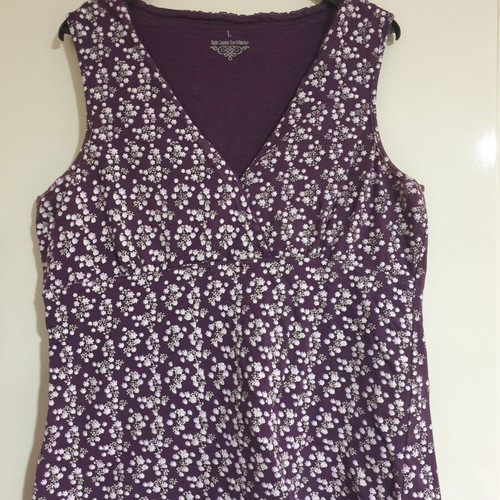 Elastic floral sleeveless top used, size Large, cotton