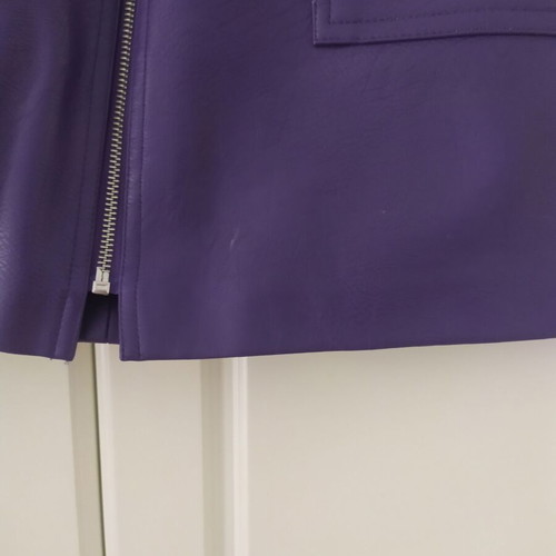 Stradivarius skirt used, synthetic leather, purple, size 42
