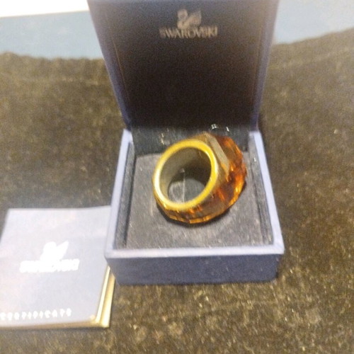 Swarovski ring like new, beige