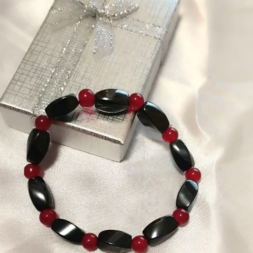 Elastic Magnetic Bracelet with Hematite and Red Garnet New