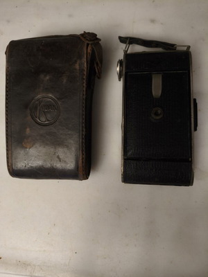 Agfa Folding Vintage Camera with Anastigmat Lens and Case used