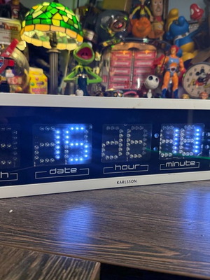 Karlson dot matrix clock used, large and attractive