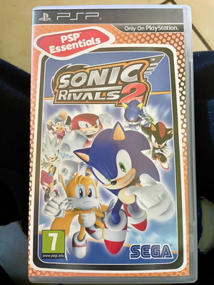 Sonic Rivals 2 for PSP like new with case and manual