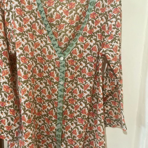 Natural Natura shirt with mint and coral floral pattern, 100% cotton