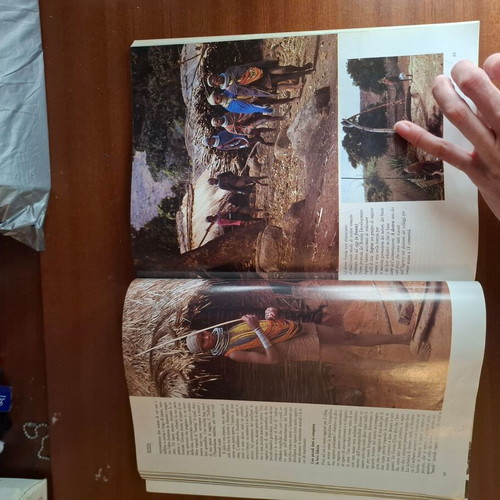 Atlante Italian Geographic Magazine used, December 1987 edition
