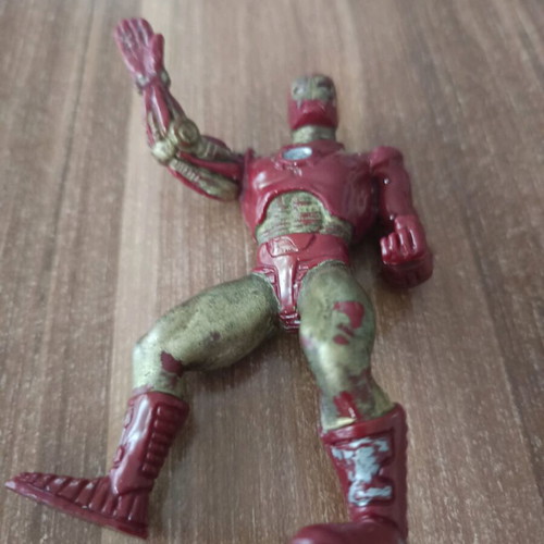 Iron Man Marvel Yolanda figure used, height 11cm