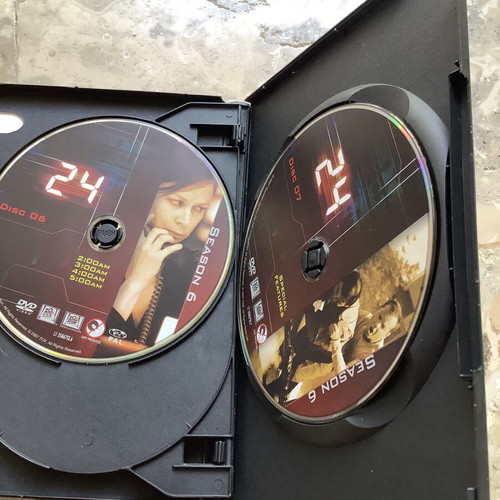 24 Season 6 DVD set used with Greek subtitles