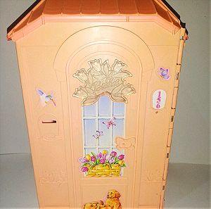 Barbie vintage pink portable 2000 magic house