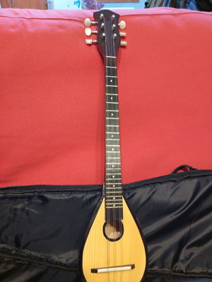 Baglamadaki like new with case