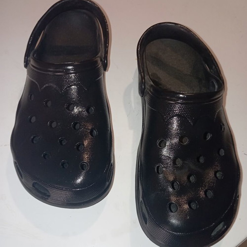 Flip Flops Size 44 Black with Anatomical Footbed Like New
