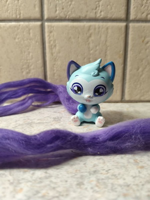 QT Kitties Rainbow φιγούρα γάτας